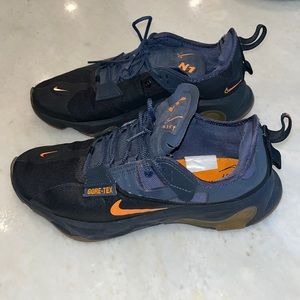 Nike React GORE-TEX SIZE 10.5